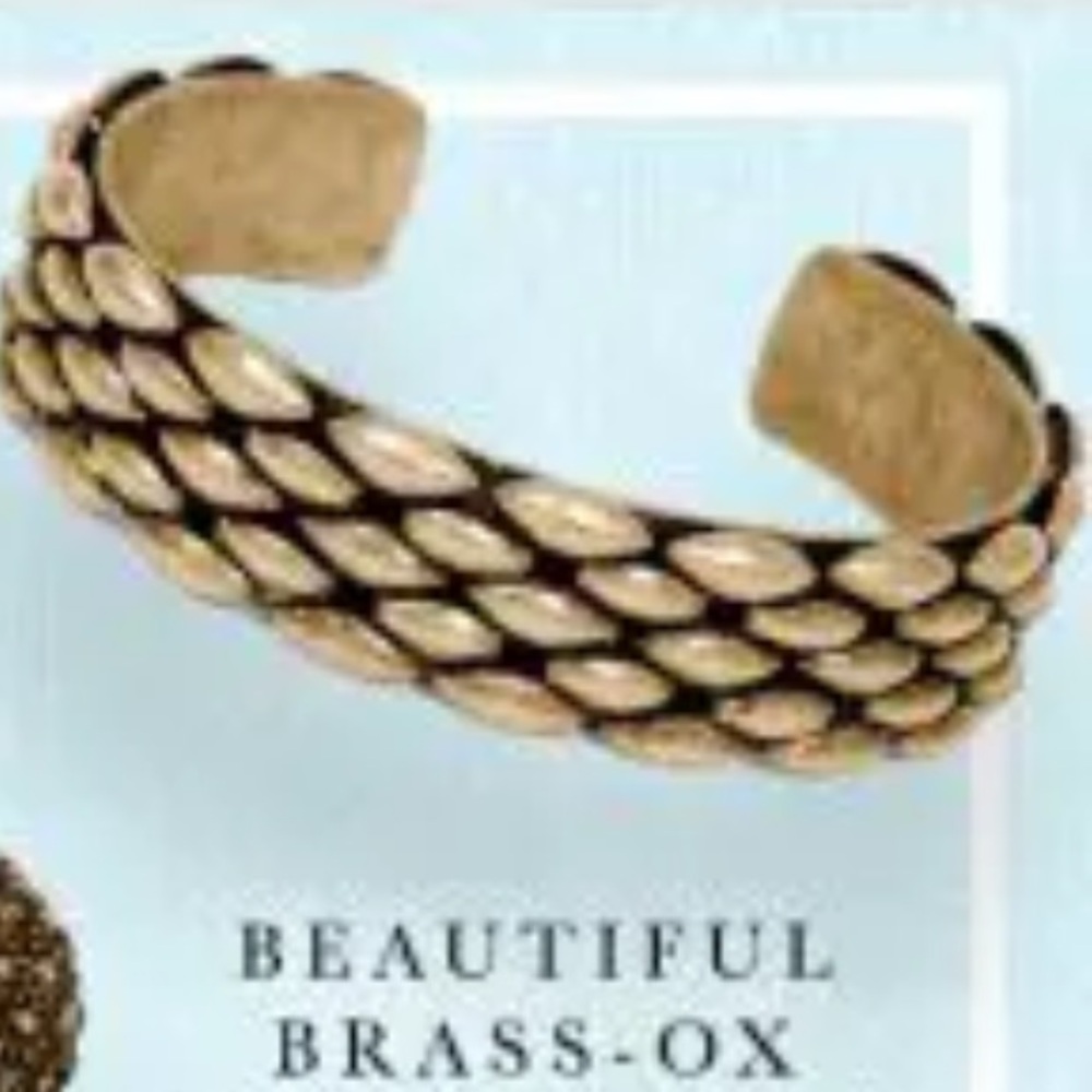⚠️ 5/25$ NWT Towne & Reese brass ox cuff bracelet